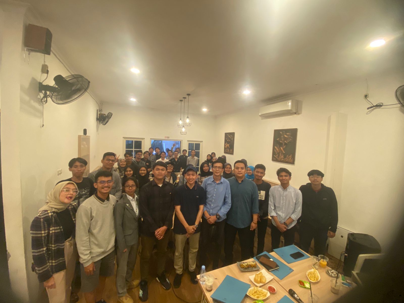 Dok. Narasumber dan Peserta Dialog Nasional IDE Indonesia/IDE Indonesia